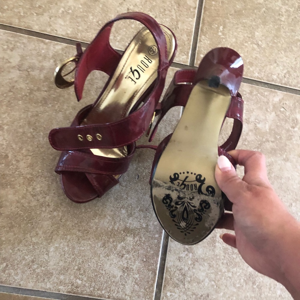 Red Pumps ๐๐ผ๐ - Picture 5 of 5